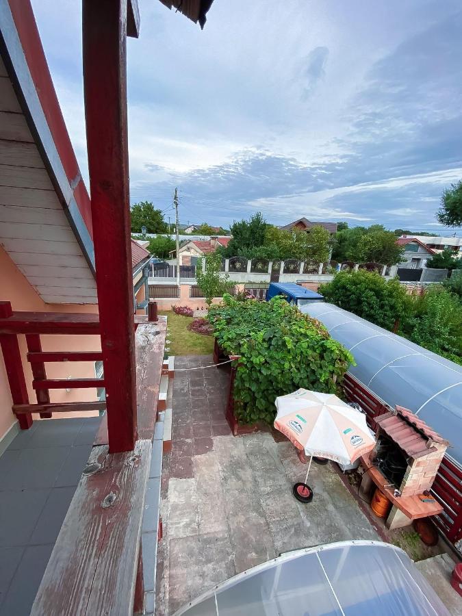 Turnu Măgurele Cosy Bedroom For 2 With Balcony In A Family Villa מראה חיצוני תמונה