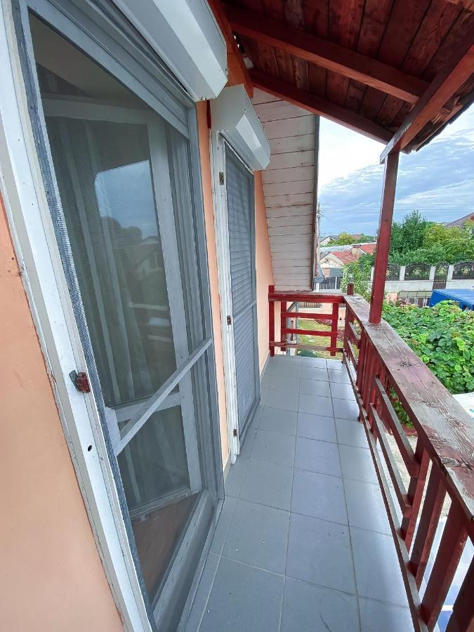 Turnu Măgurele Cosy Bedroom For 2 With Balcony In A Family Villa מראה חיצוני תמונה