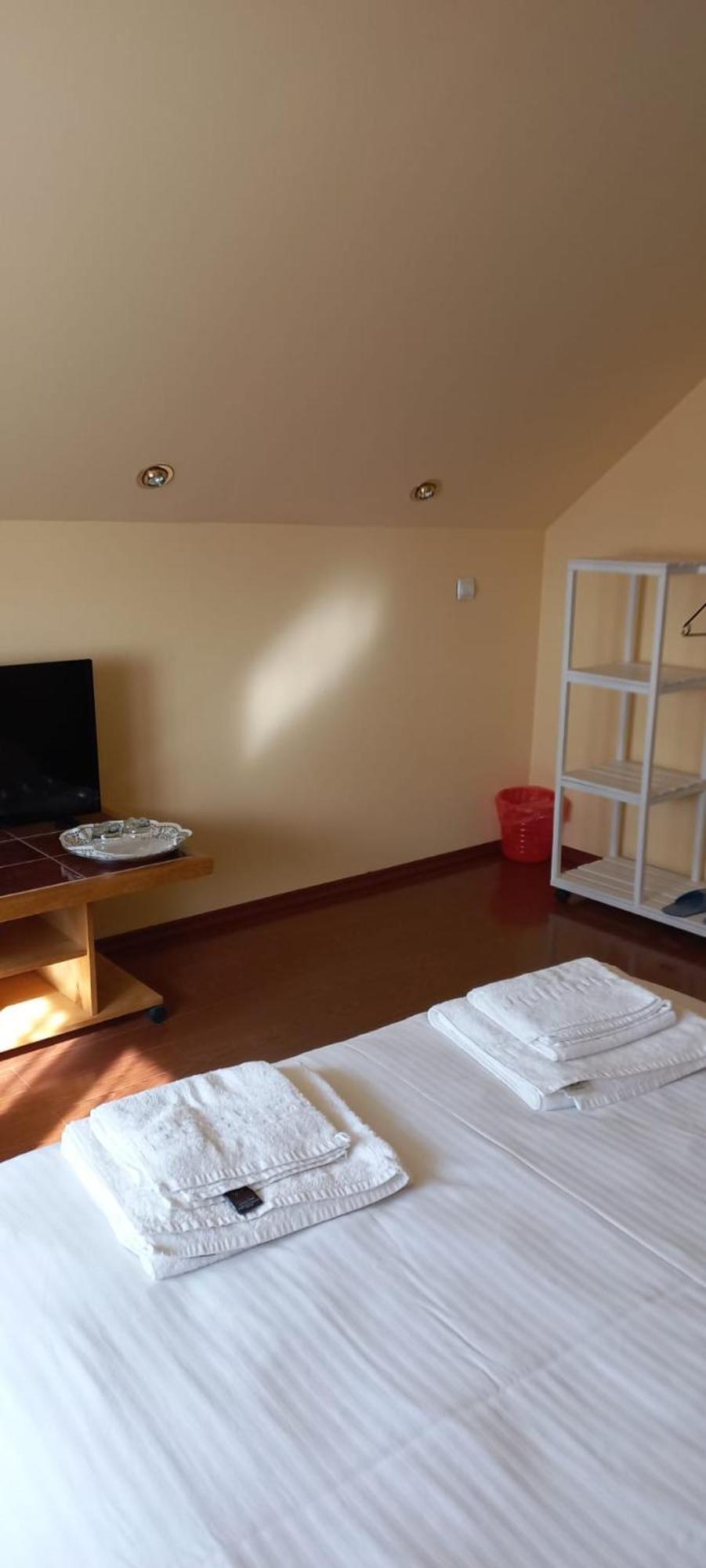 Turnu Măgurele Cosy Bedroom For 2 With Balcony In A Family Villa מראה חיצוני תמונה
